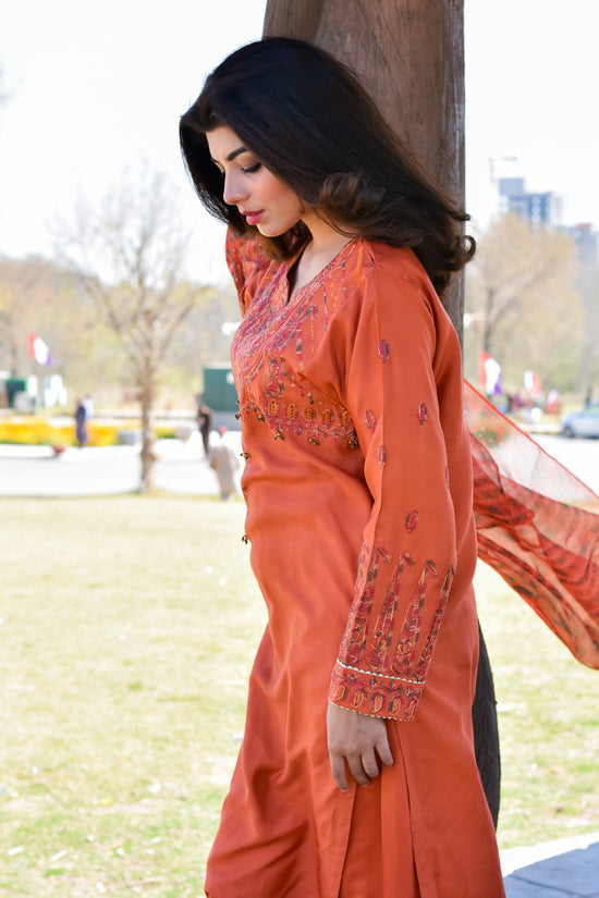 Saffron Radiance